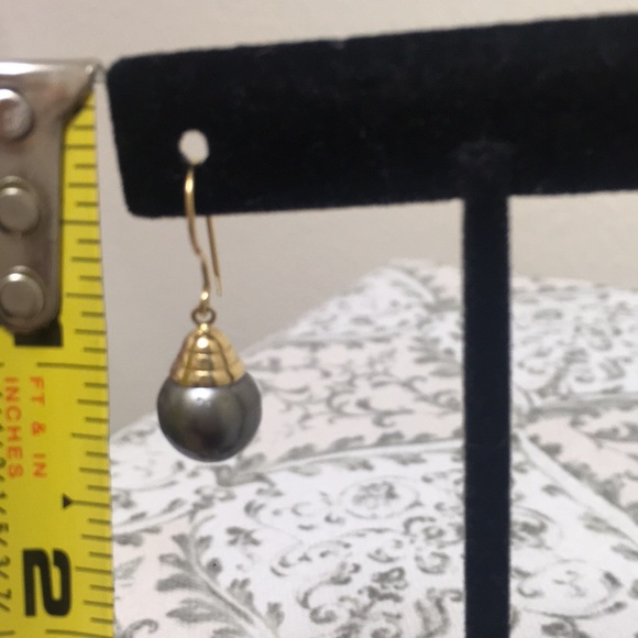 Tahatian black pearl 14 kt earrings - Picture 10 of 12